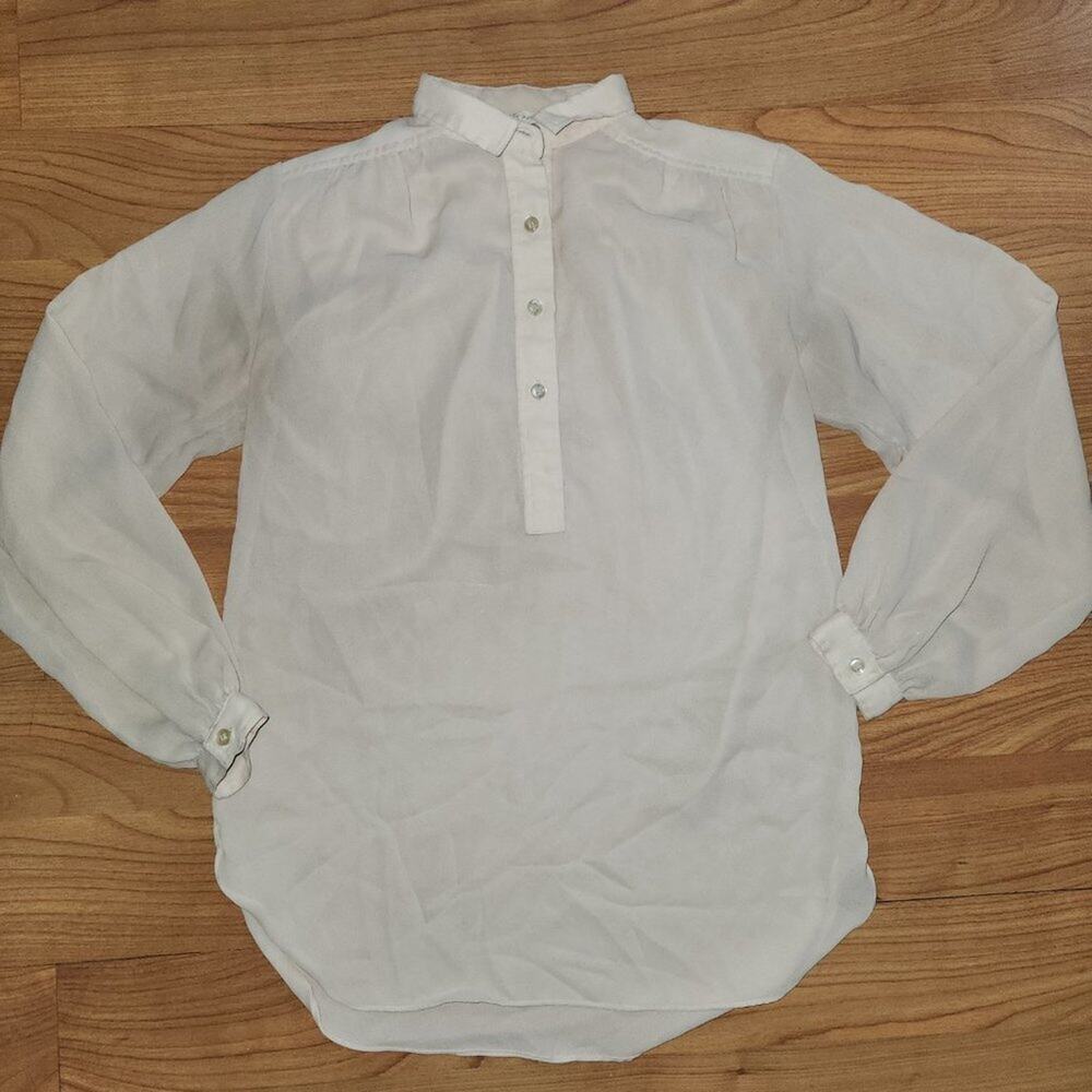 Cloudy White Dressy Top || Medium GUC - Picture 2 of 8